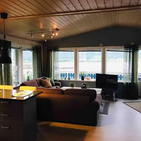 Blue Ocean - Lofoten, Tromsø, Senja Engenes