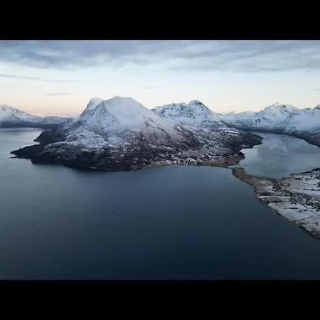 別荘 Moose Island- Lofoten, Tromso, Senja In One Step