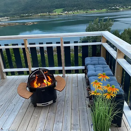 Blue Ocean - Lofoten, Tromsø, Senja Feriehus *